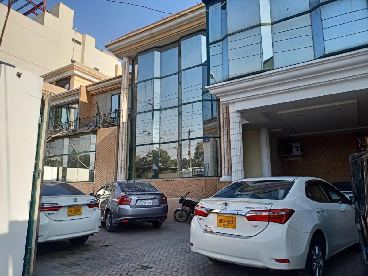 Hotel Pak Continental Multan Eksteriør bilde