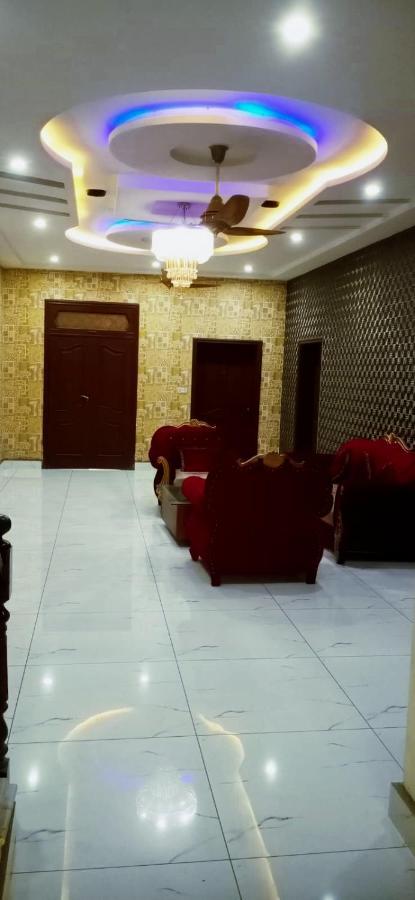 Hotel Pak Continental Multan Eksteriør bilde