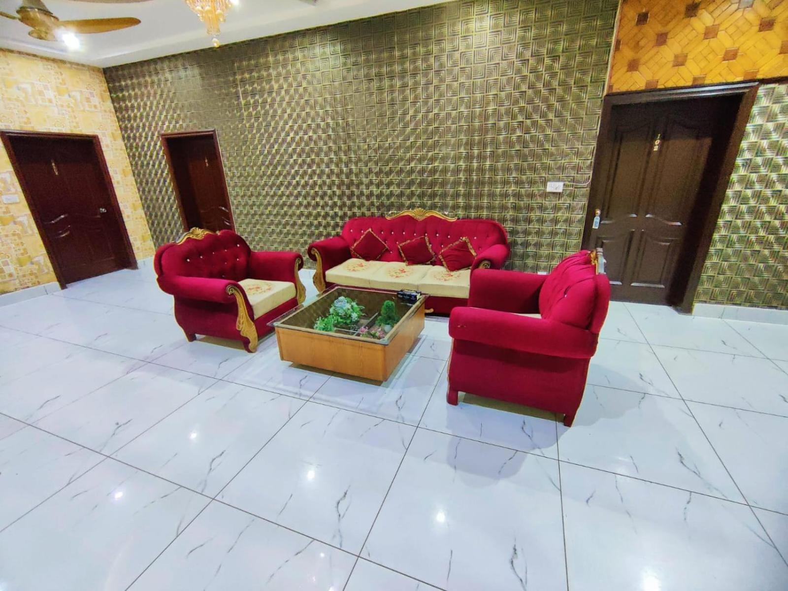 Hotel Pak Continental Multan Eksteriør bilde